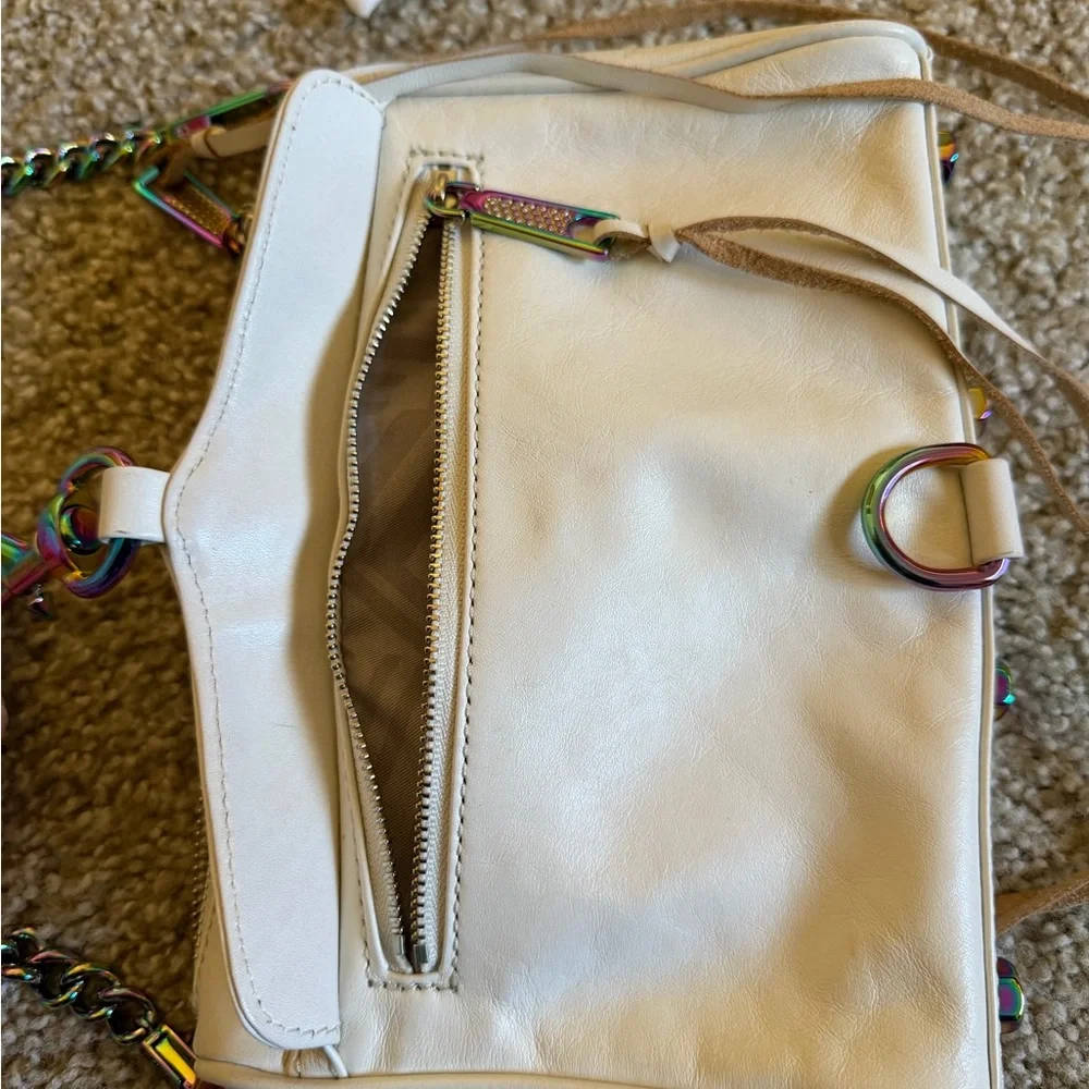 Iridescent White Mini Mac Rebecca Minkoff - Picture 10 of 11